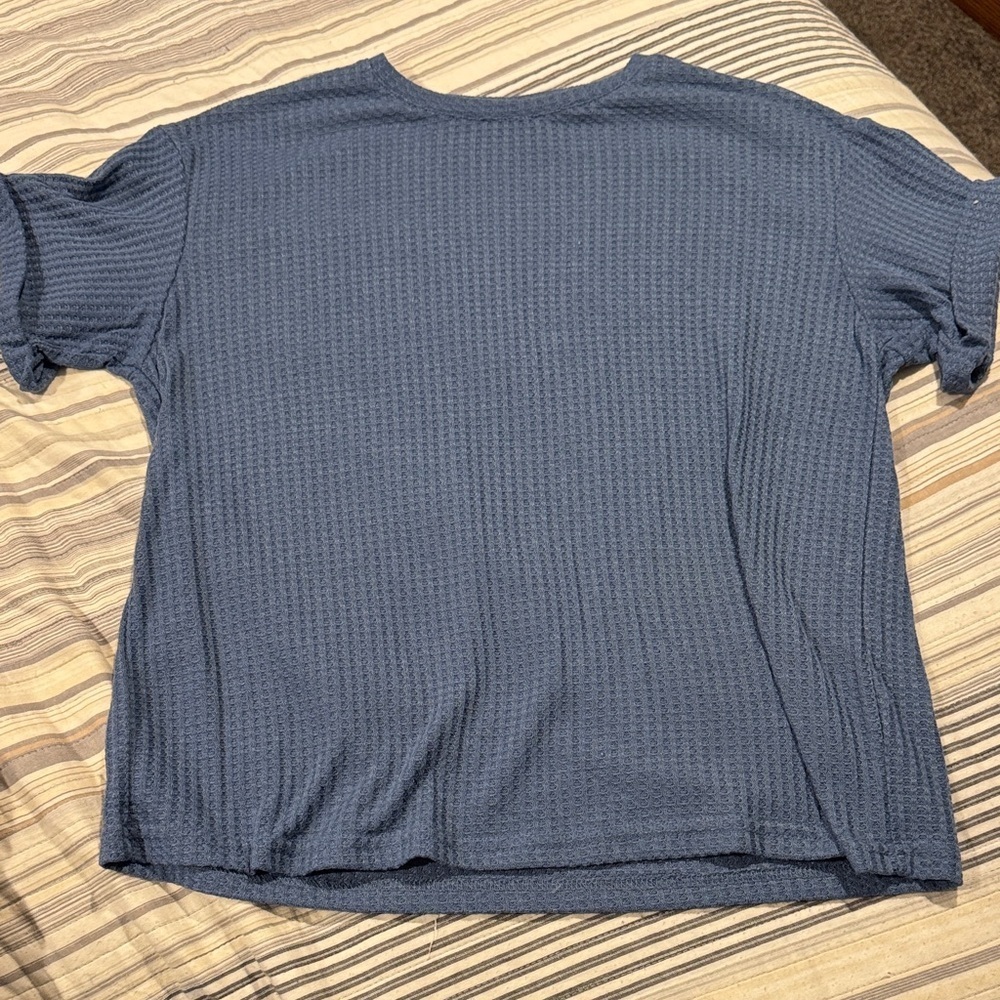 SHEIN Blue Textured Short Sleeve Tee